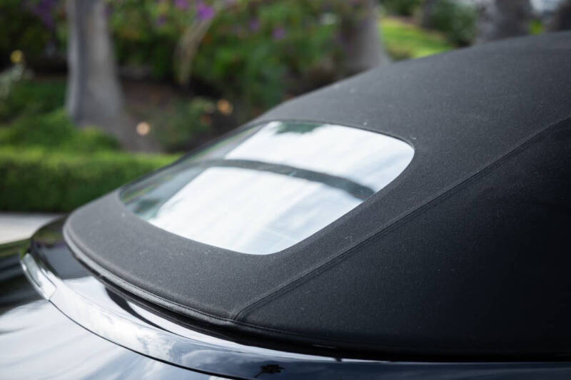 2019 Rolls-Royce Black Badge Dawn