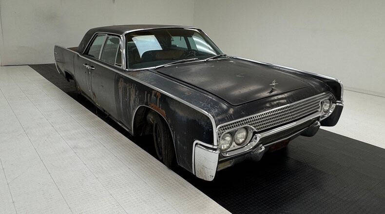 1961 Lincoln Continental