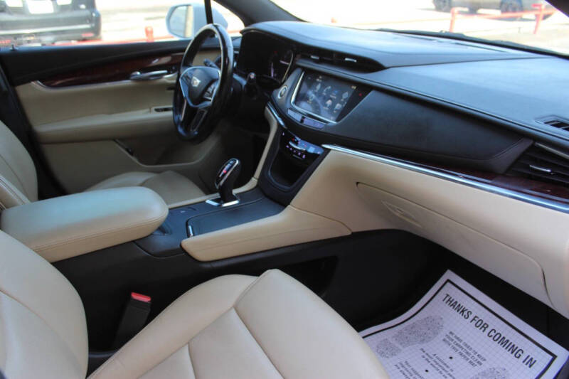 2019 Cadillac XT5 Luxury