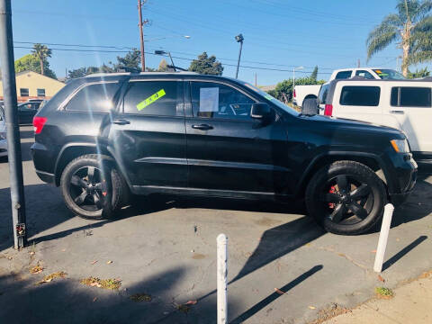 2011 Jeep Grand Cherokee for sale at Auto Max of Ventura in Ventura CA