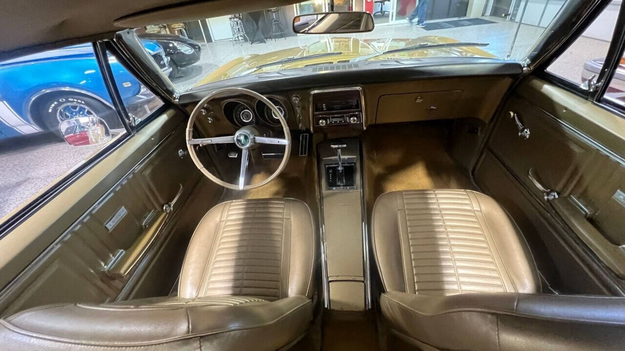 1967 Pontiac Firebird 9
