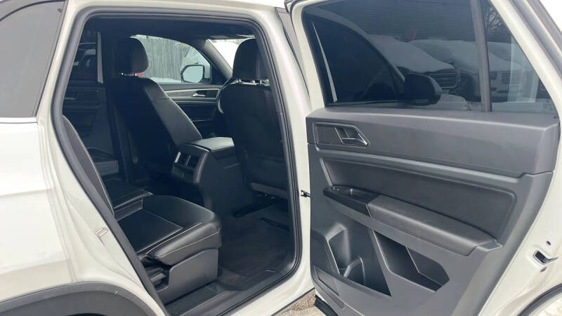 2020 Volkswagen Atlas Cross Sport SE 4Motion