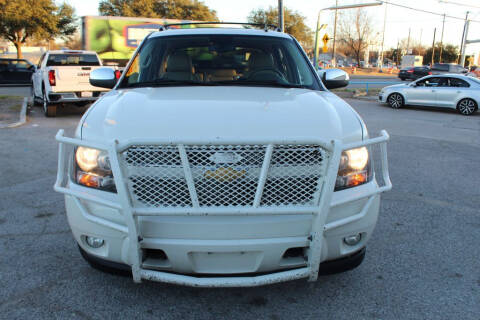 2013 Chevrolet Avalanche LTZ Black Diamond