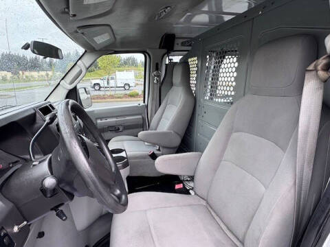 2011 Ford E-Series E-250