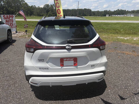 2023 Nissan Kicks SR