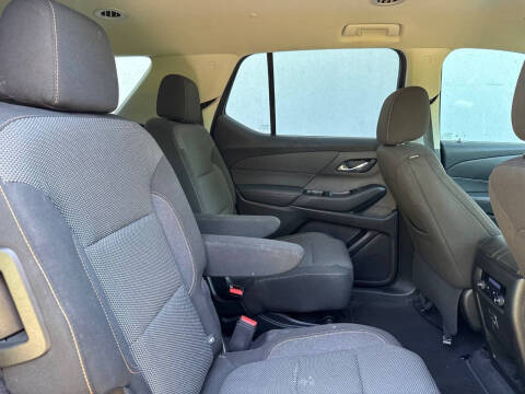2020 Chevrolet Traverse LT Cloth