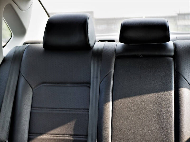 2021 Volkswagen Passat SE