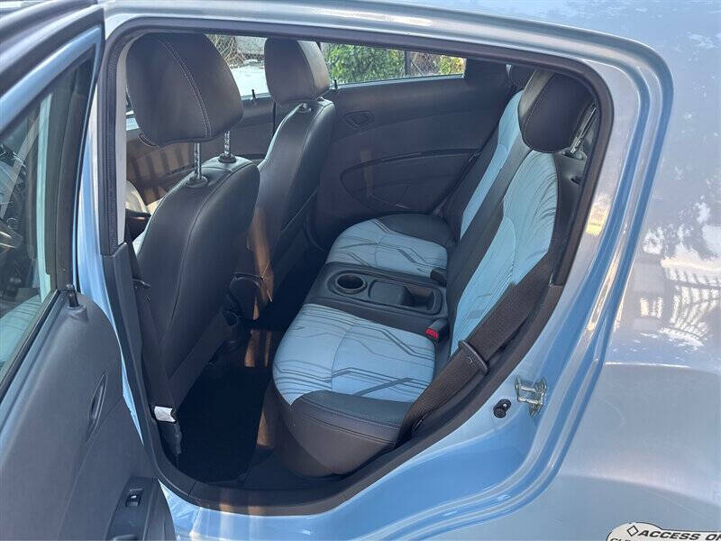 2014 Chevrolet Spark EV 1LT