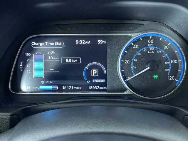 2025 Nissan LEAF S