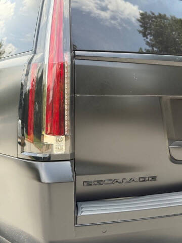 2016 Cadillac Escalade Platinum