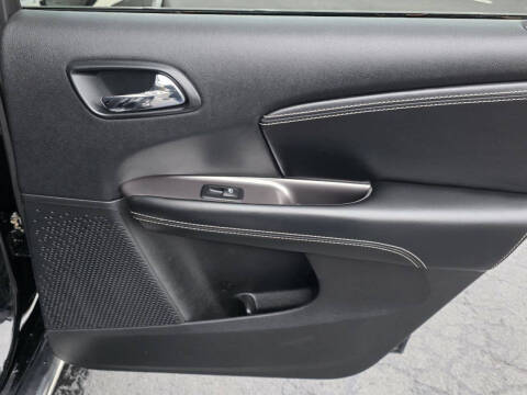 2016 Dodge Journey Crossroad