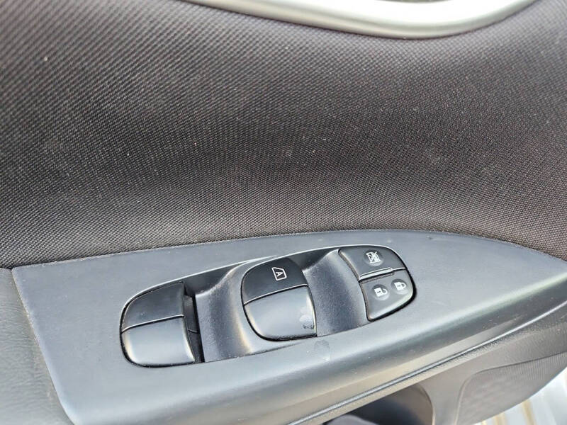 2017 Nissan Sentra SR