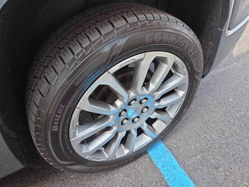 2021 GMC Acadia Denali