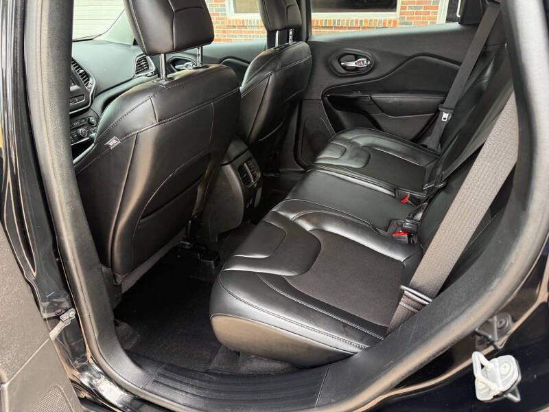 2021 Jeep Cherokee Altitude