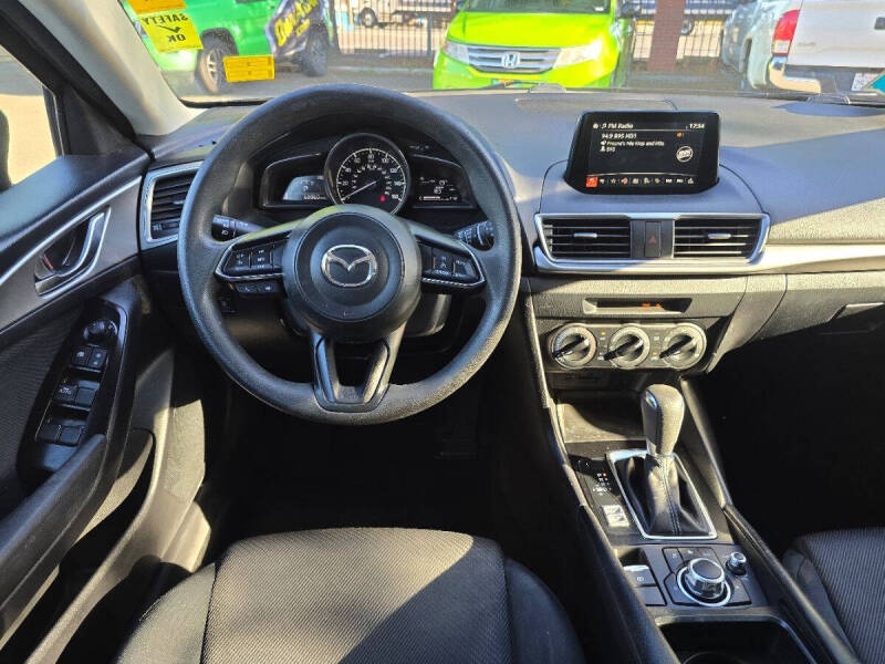 2017 Mazda MAZDA3 Sport
