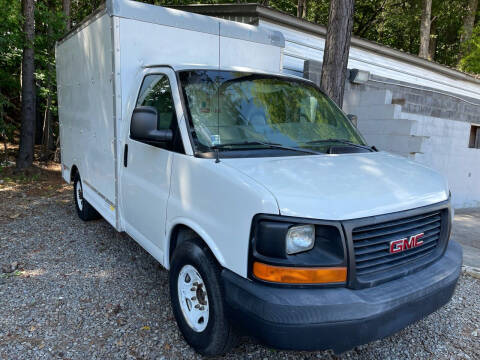 2004 GMC Savana Cutaway for sale at Knox Bridge Hwy Auto Sales in Canton GA