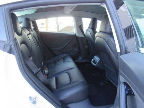 2019 Tesla Model 3 Standard Range