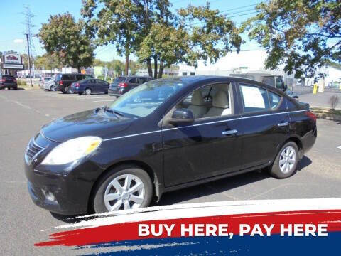 2013 Nissan Versa 1.6 SL