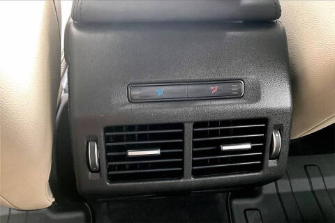 2023 Land Rover Discovery Sport P250 SE