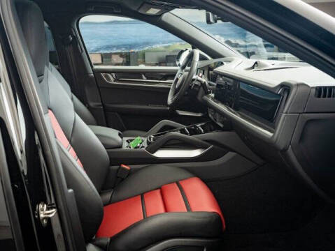 2025 Porsche Cayenne Coupe