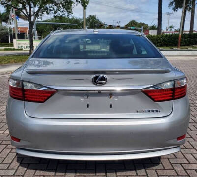 2013 Lexus ES 300h