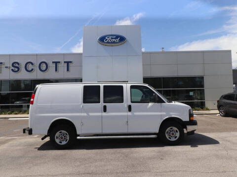 2024 GMC Savana 2500