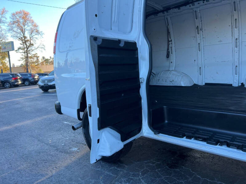 2021 Chevrolet Express 2500