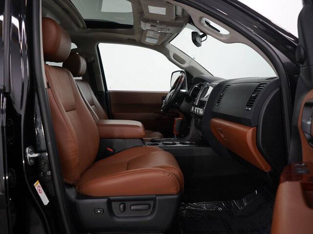 2022 Toyota Sequoia Platinum