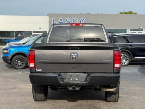 2017 RAM 1500 SLT