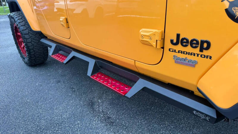 2021 Jeep Gladiator