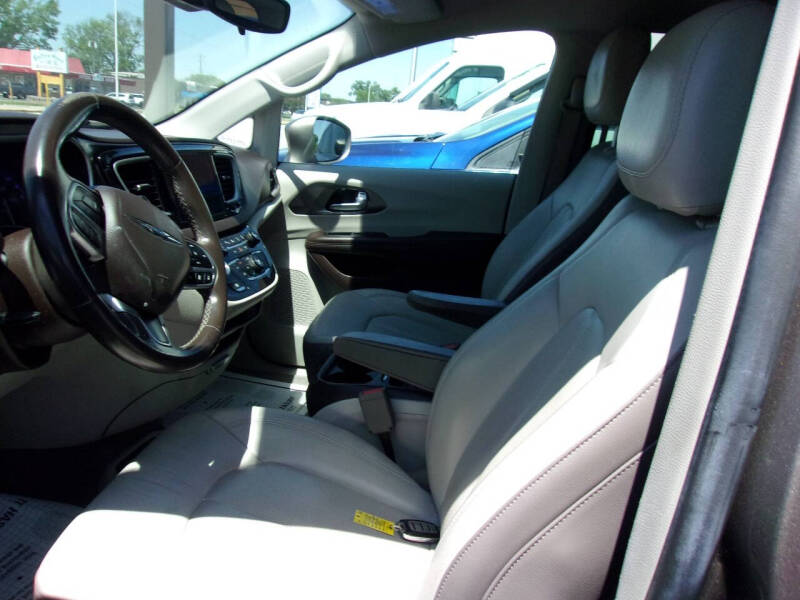 2018 Chrysler Pacifica Touring L