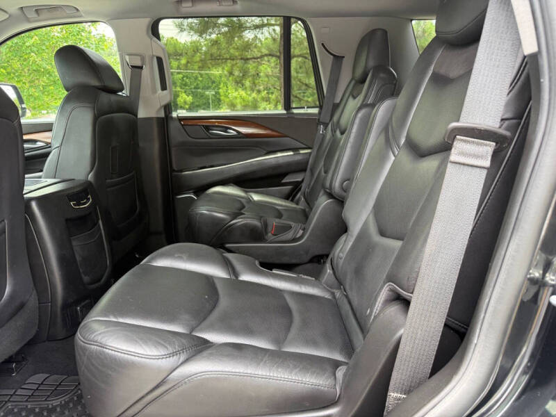 2018 Cadillac Escalade Luxury