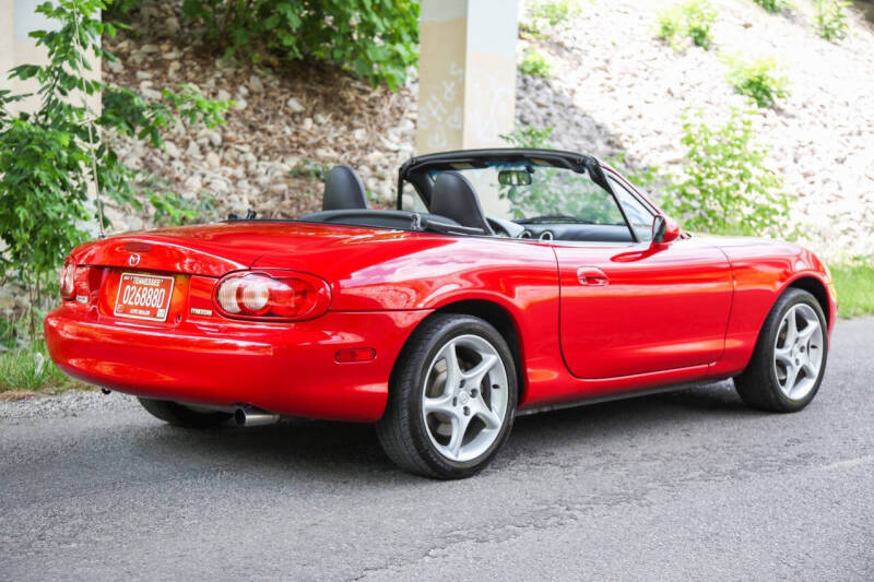 2003 Mazda MX-5 Miata LS