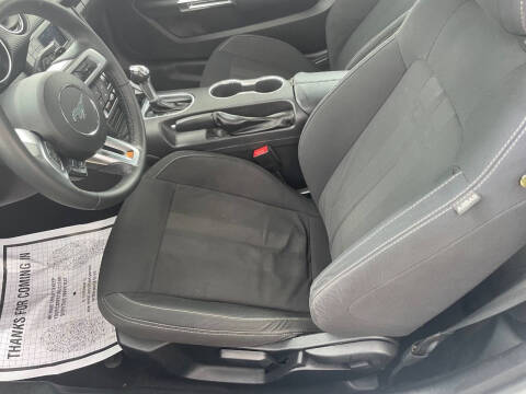 2019 Ford Mustang EcoBoost