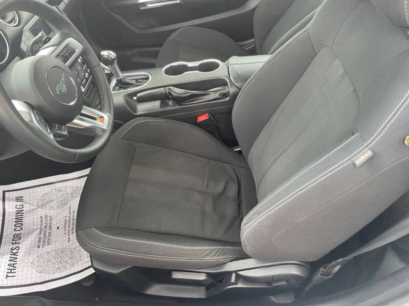 2019 Ford Mustang EcoBoost