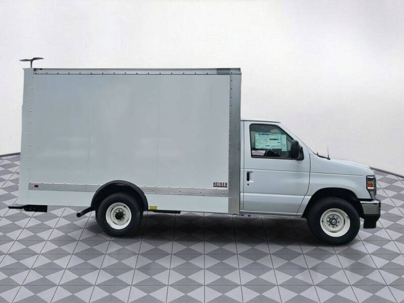 2025 Ford E-Series