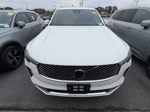 2025 Volvo XC90 B6 Plus Bright Theme 7P