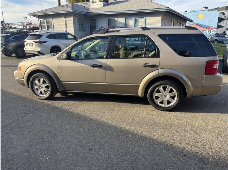 2005 Ford Freestyle SE