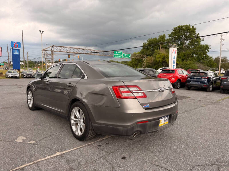 2013 Ford Taurus SEL