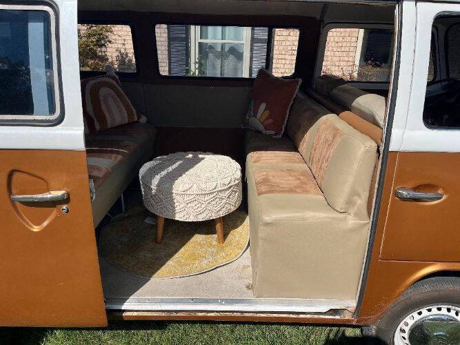 1970 Volkswagen Bus