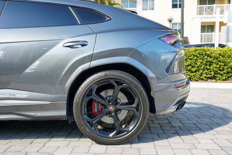 2019 Lamborghini Urus
