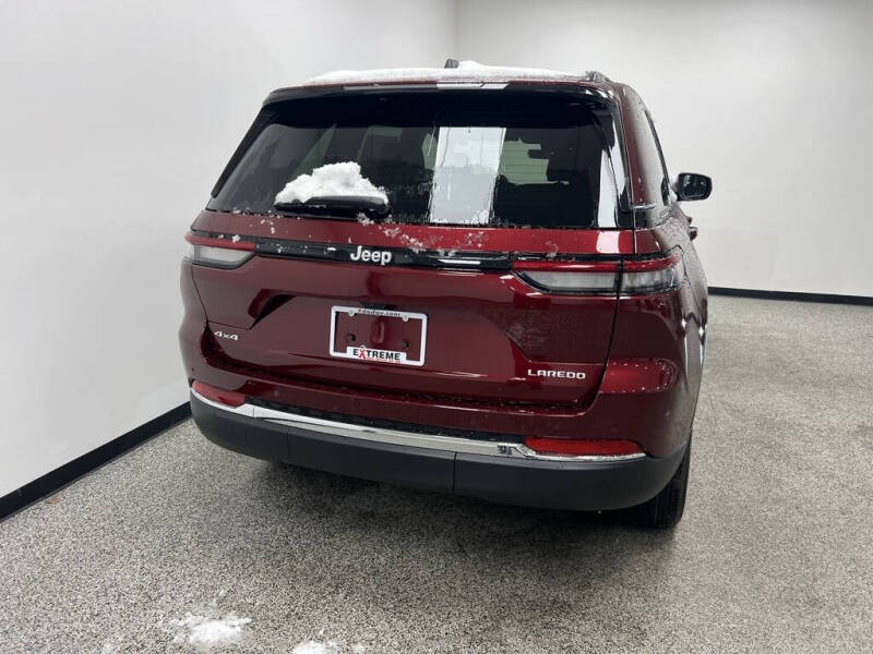 2025 Jeep Grand Cherokee Laredo X