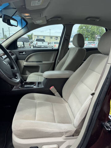2009 Ford Taurus SE