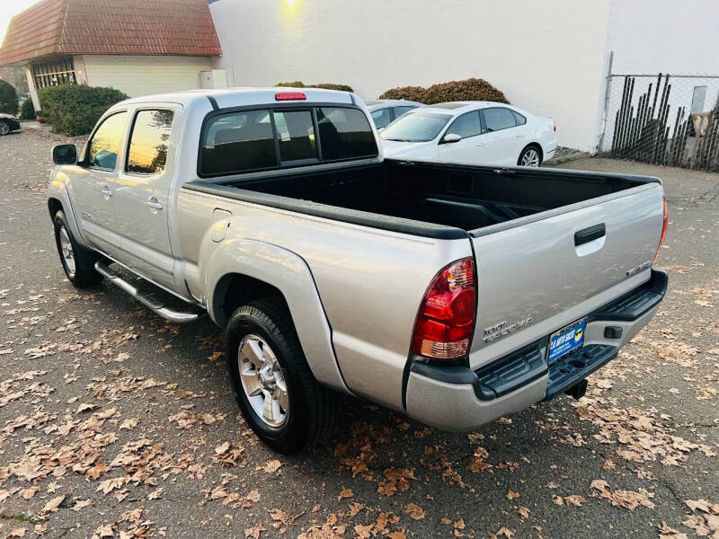 2006 Toyota Tacoma Base photo 4