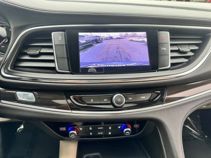 2021 Buick Enclave Essence