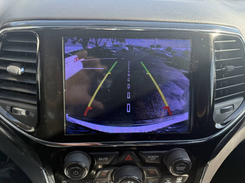 2019 Jeep Grand Cherokee Altitude