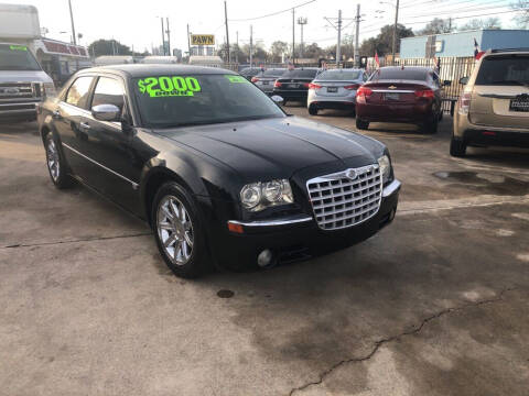 2005 Chrysler 300 for sale at MAC MOTORS FANACE in Houston TX