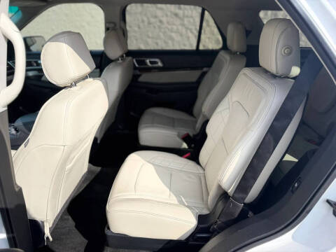 2016 Ford Explorer Platinum