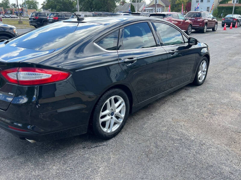2015 Ford Fusion SE