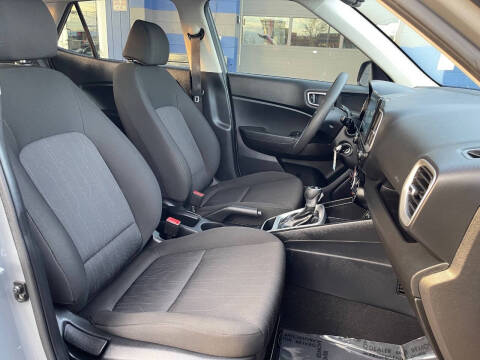 2021 Hyundai Venue SE